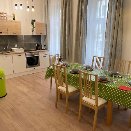 Gesamte Unterkunft für 6 Personen Viena Exterior foto