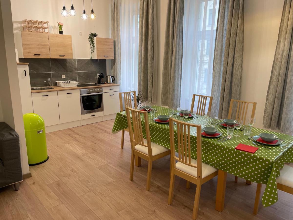 Gesamte Unterkunft für 6 Personen Viena Exterior foto
